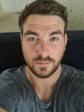 French men looking for love