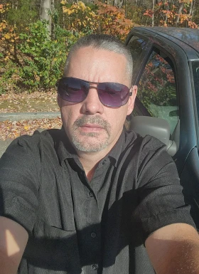 American men looking for love