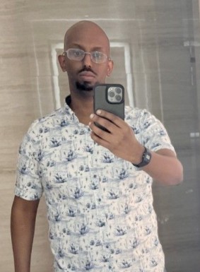 English men looking for love