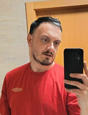 Spanish men looking for love