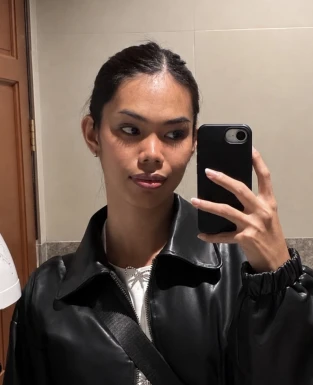 Thai ladyboys for dating / Ladyboys from Philippines for dating